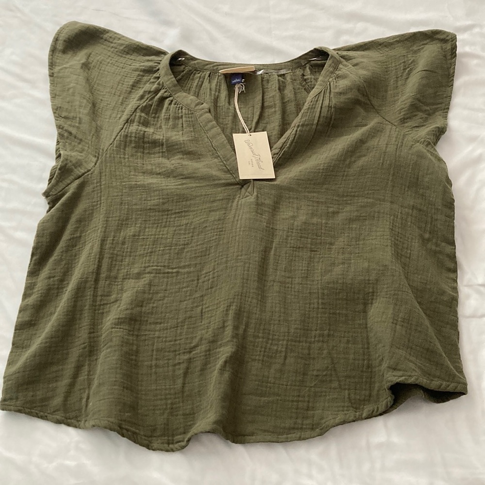 Green blouse